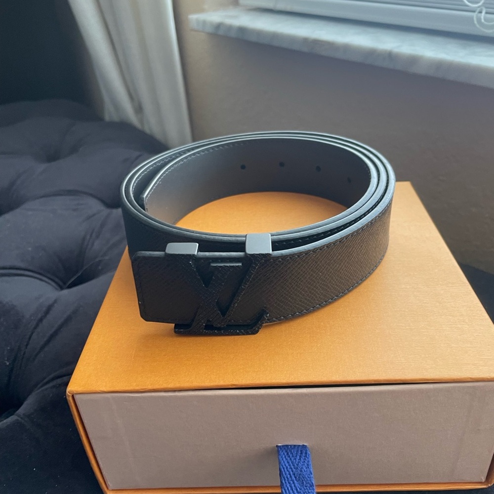 Louis Vuitton Mens Belt